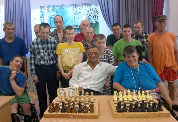 Шахматная команда Петергофского интерната готова к турнирам на новом уровне
